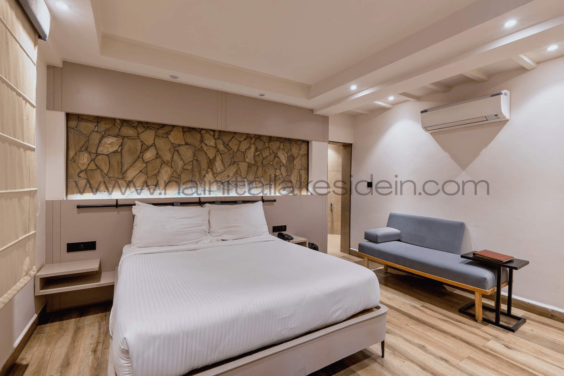 Acacia Room luxury details