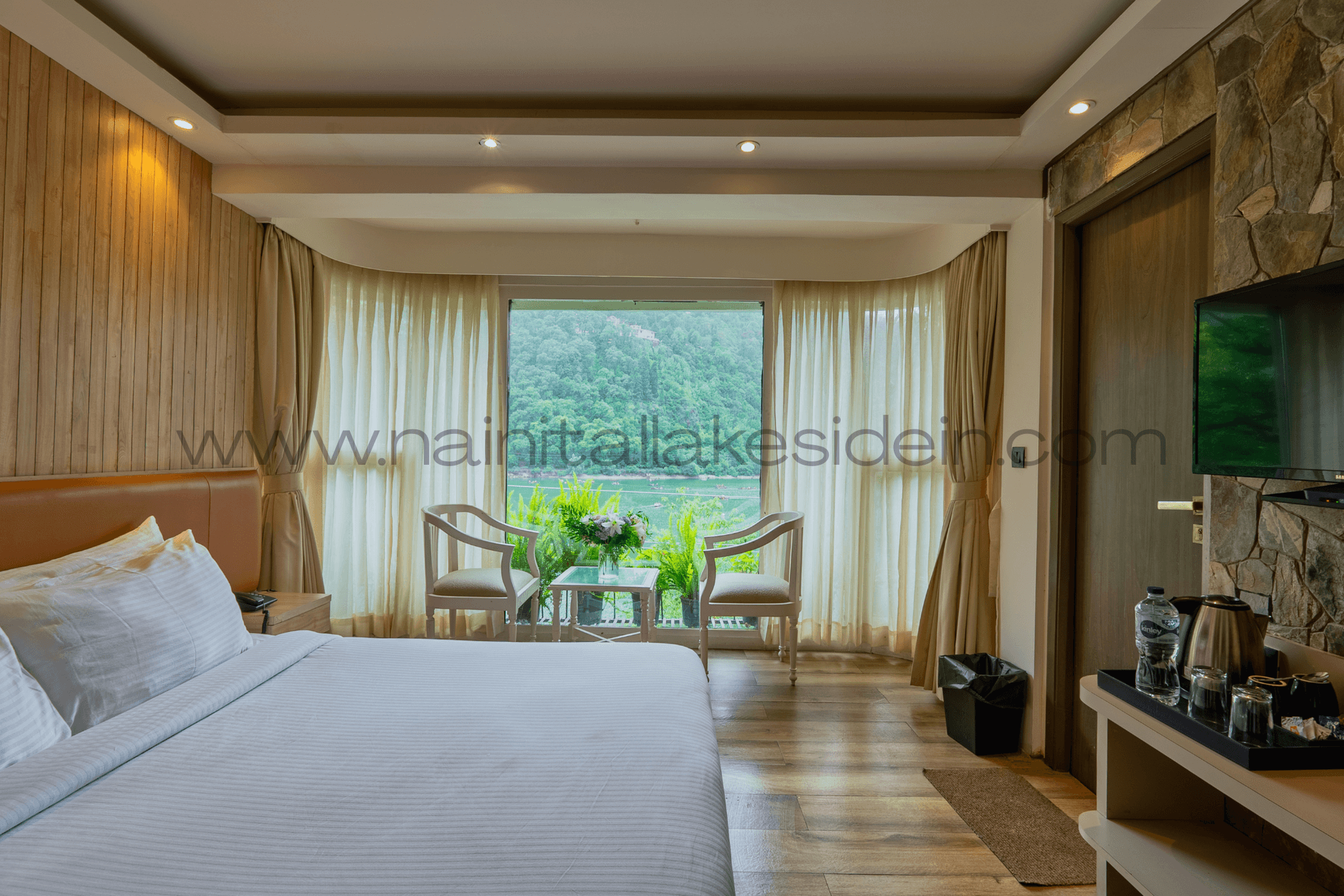 Maple Room with Naini Lake View, LakeSide Inn